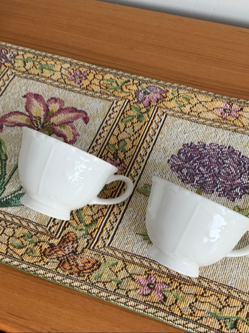 2 White Porcelain Mugs/Set - Classic Home Dining